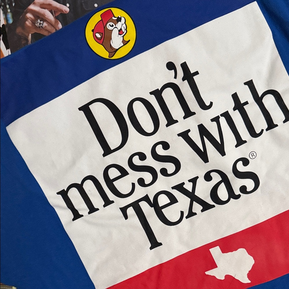 🦫 ▫️ 🦫 • 🍔 BuC Ee’s x Don’t Mess With… ▫️• 🦫 🍔 🦫